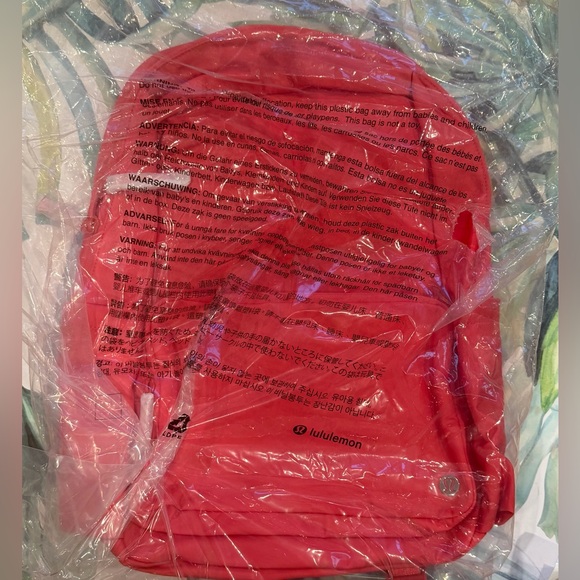 Lululemon Everywhere Backpack 22L - Glaze Pink NWT - Picture 3 of 5